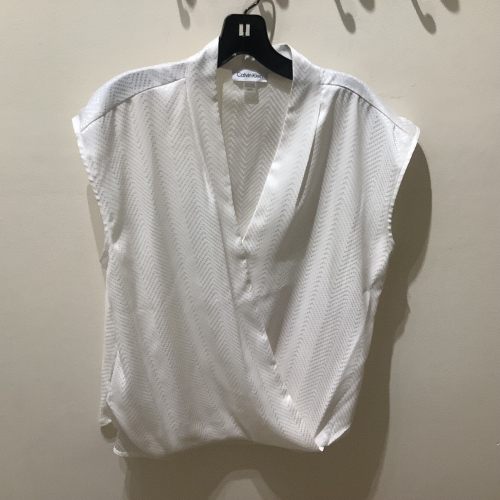NWOT Calvin Klein Blouse, Cream size L